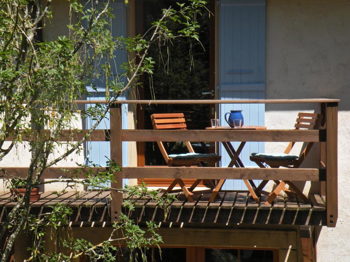 Le Pre Bed & Breakfast Juriens Exterior photo